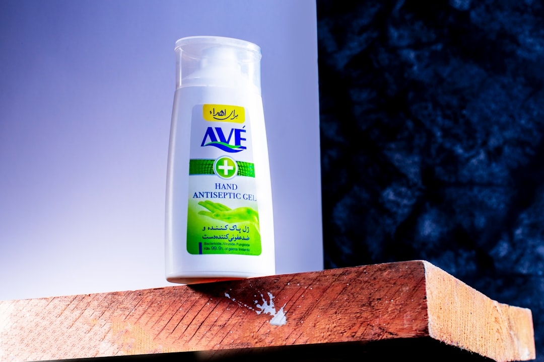 Как правильно использовать кислоты в домашнем уходе за кожей